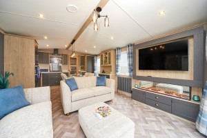 Redwood Export - Lounge2